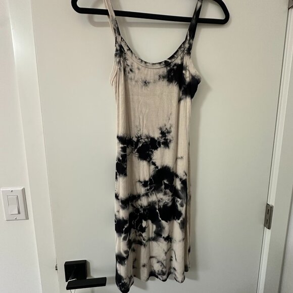 Year of Ours Sleep Dress - Picture 2 of 3